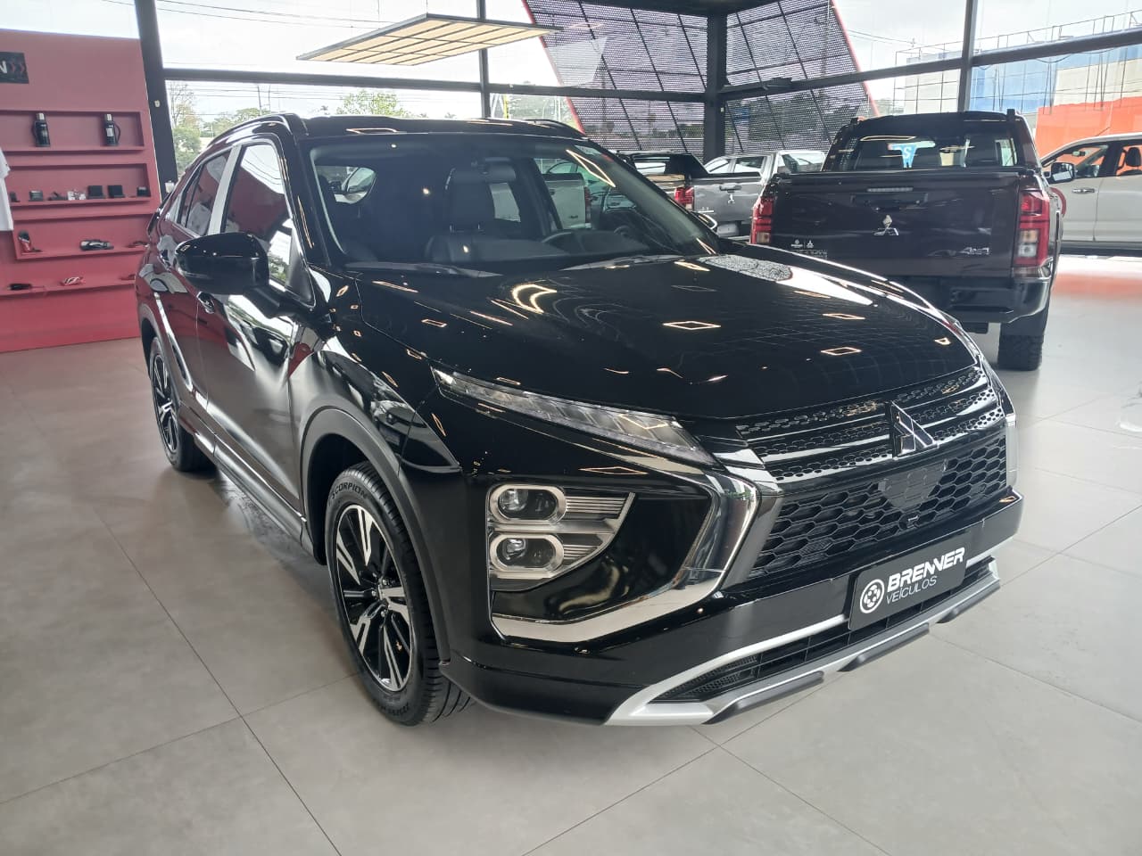 Foto Mitsubishi Eclipse Cross HPE 2025